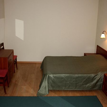 Mini-Hotel On Geroiv Energetykiv Street 18 키예프 외부 사진