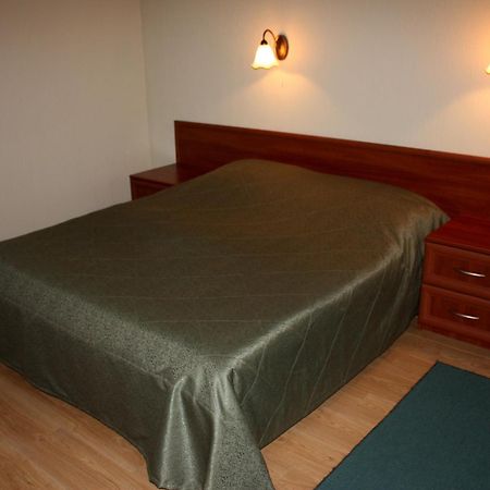 Mini-Hotel On Geroiv Energetykiv Street 18 키예프 외부 사진