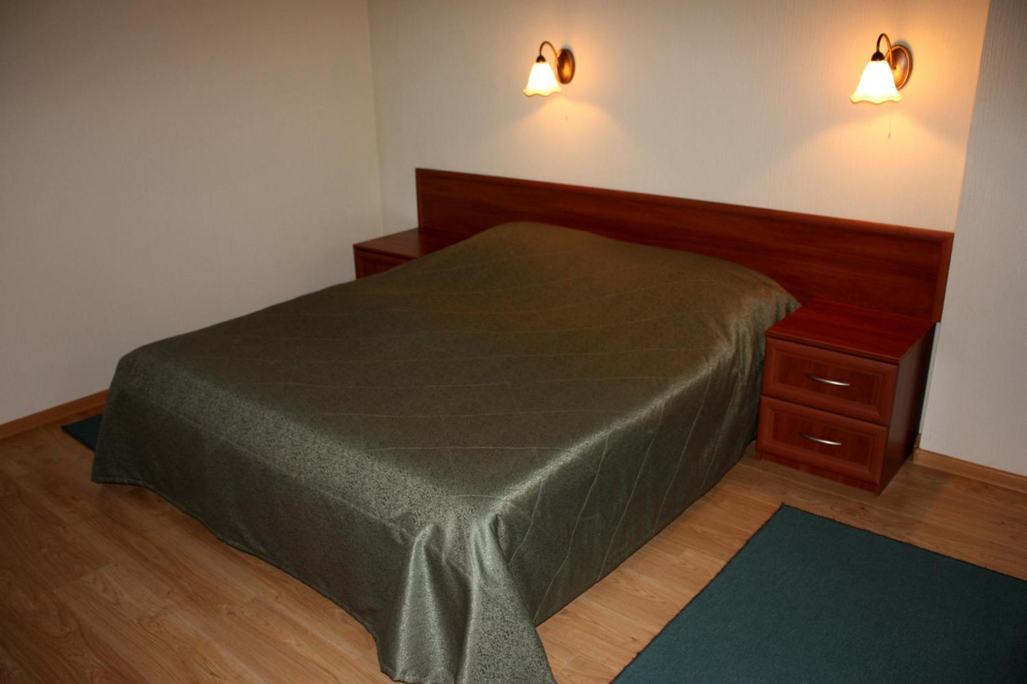 Mini-Hotel On Geroiv Energetykiv Street 18 키예프 외부 사진