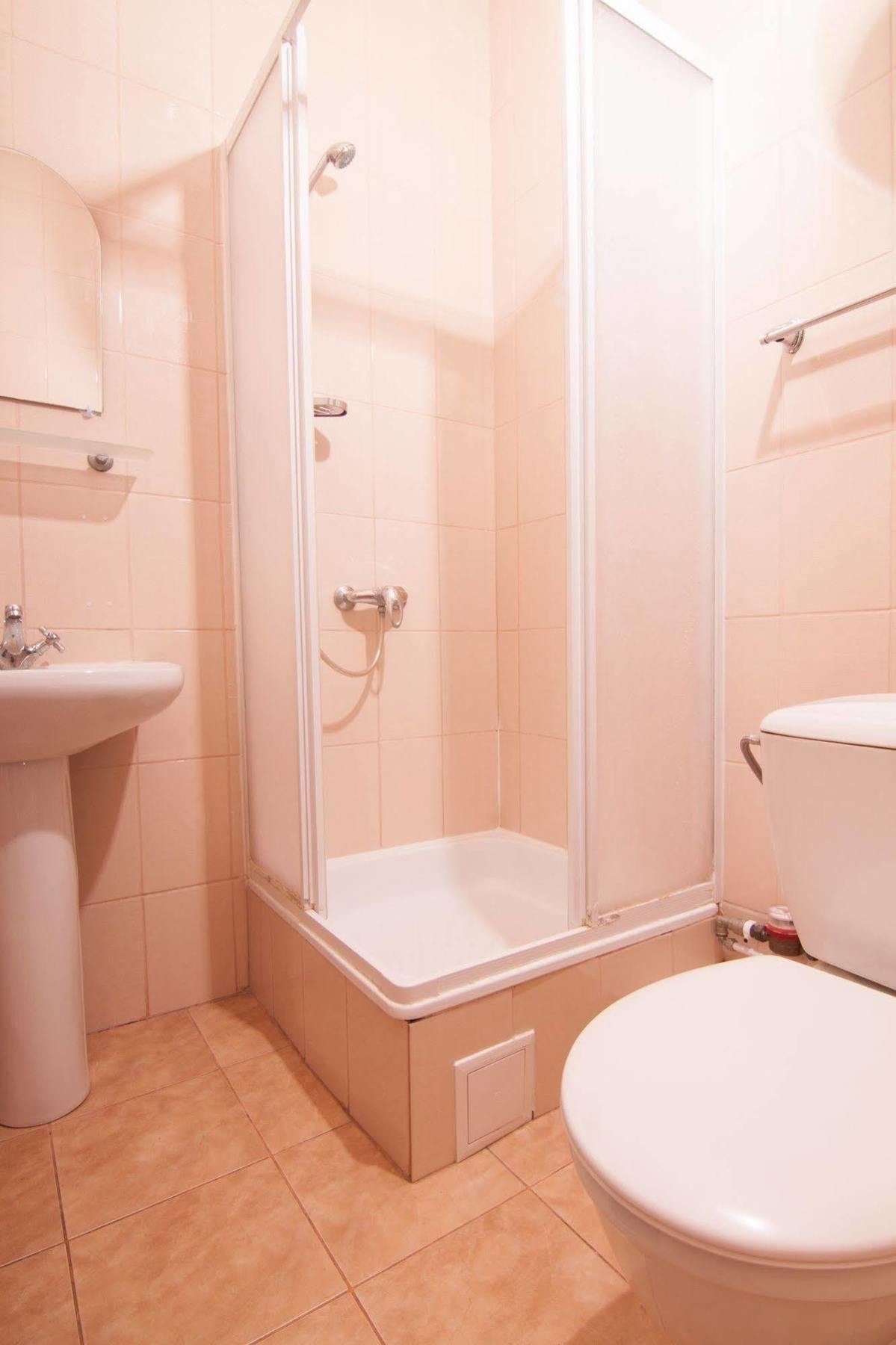 Mini-Hotel On Geroiv Energetykiv Street 18 키예프 외부 사진