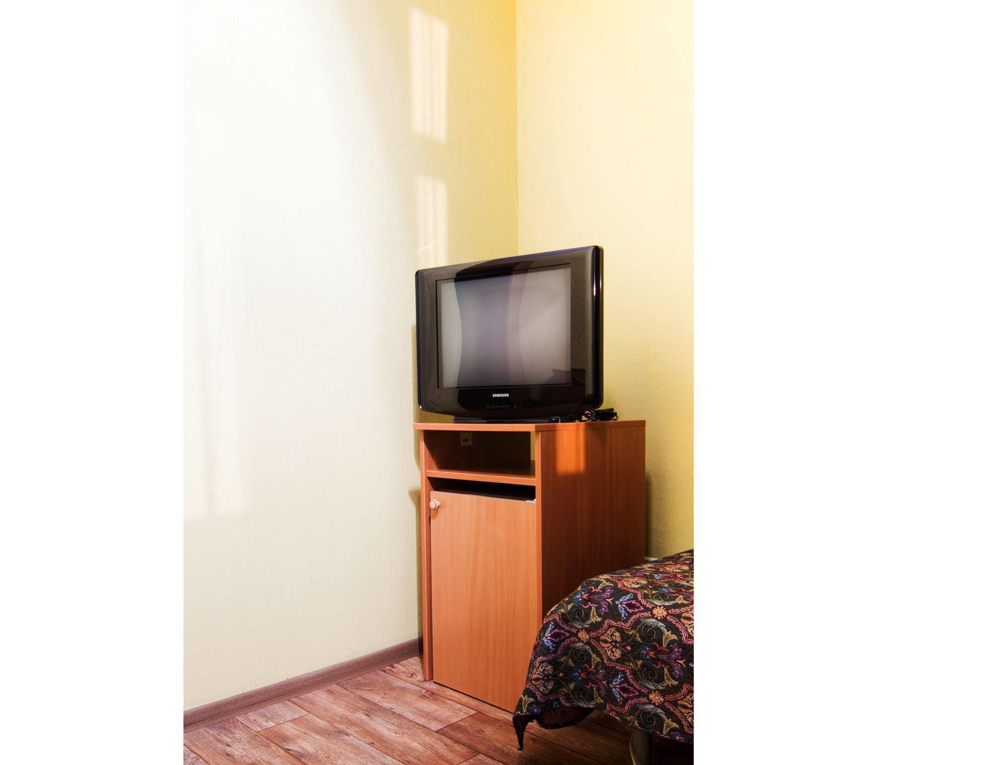 Mini-Hotel On Geroiv Energetykiv Street 18 키예프 외부 사진